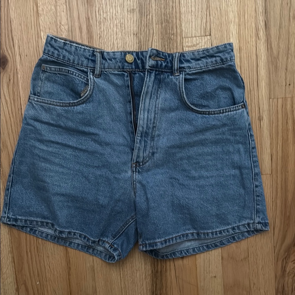 Zara Denim Shorts with Brown Label